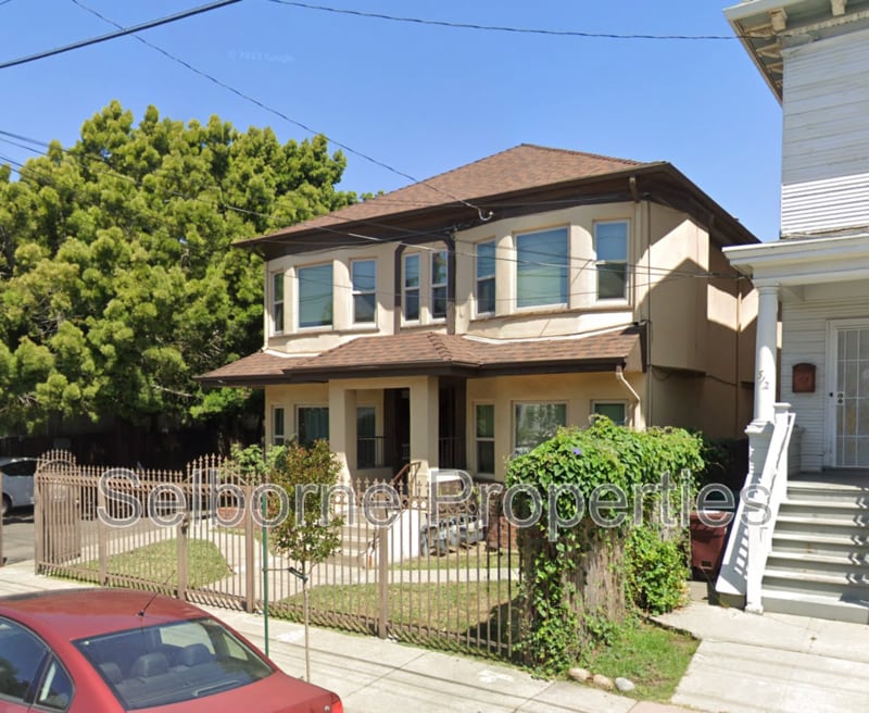 Photo - 524 41st St
