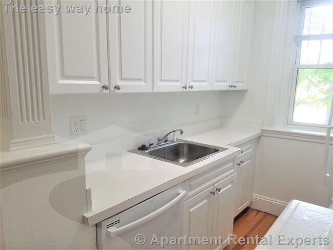 Photo - 19 Wendell St Unit #3