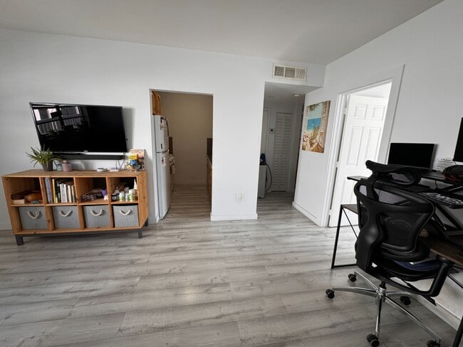 Photo - 344 Meridian Ave Unit 344 Meridian