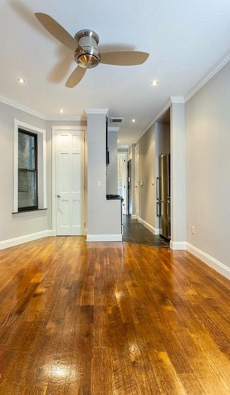 Living 1 - 44 Avenue B Unit 2C