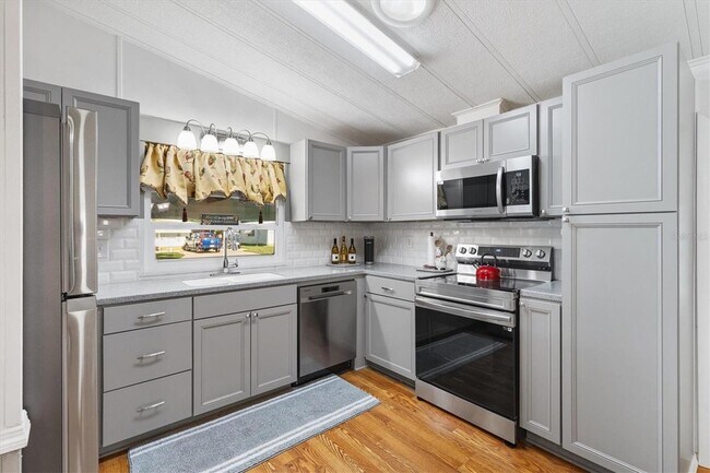 Photo - 732 Royal Palm Ave