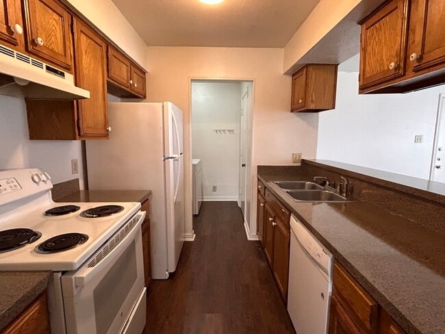 Photo - 3317 Gardenview Cir