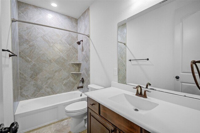 Photo - 1644 Longwood Glen Ln