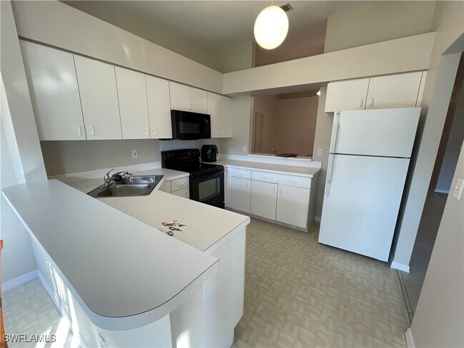 Photo - 10904 Regent Cir Unit # 1004