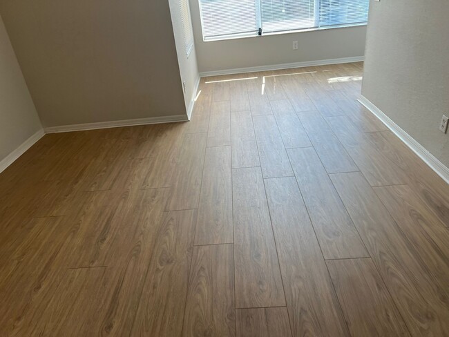 Photo - 5156 Conroy Rd