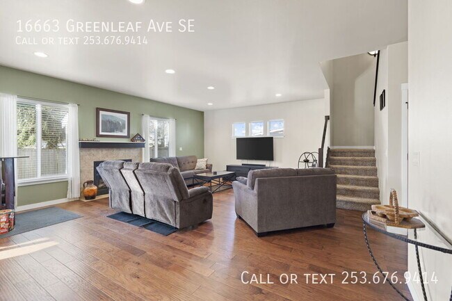 Photo - 16663 Greenleaf Ave SE