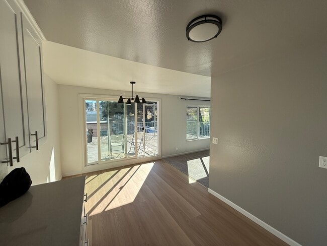 Photo - 750 Bacon St Unidad 2