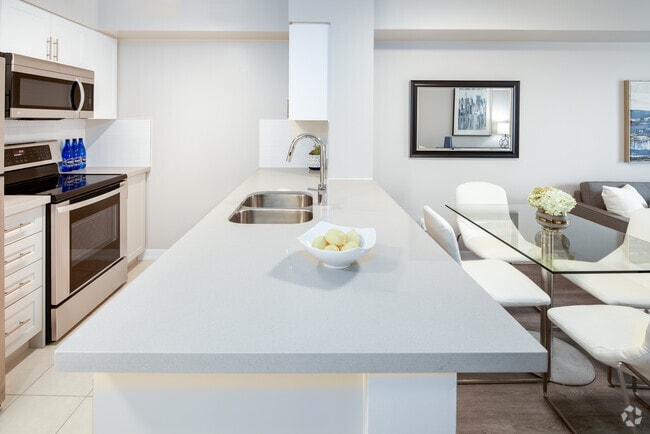 1 Bdrm - Serrano at Village Gate West