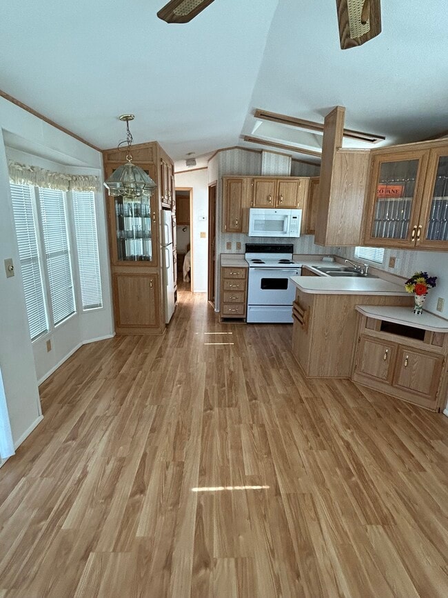 Photo - 216 E Ocotillo Dr