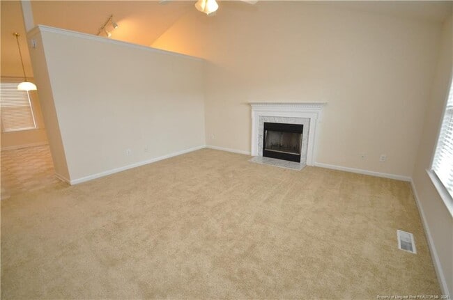 Photo - 701 Kavkaz St