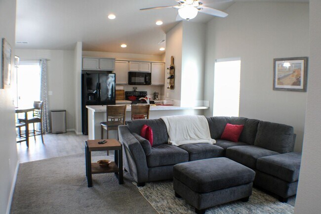 Photo - Executive Rental!