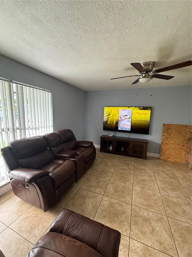 Photo - 25835 SW 123rd Ave
