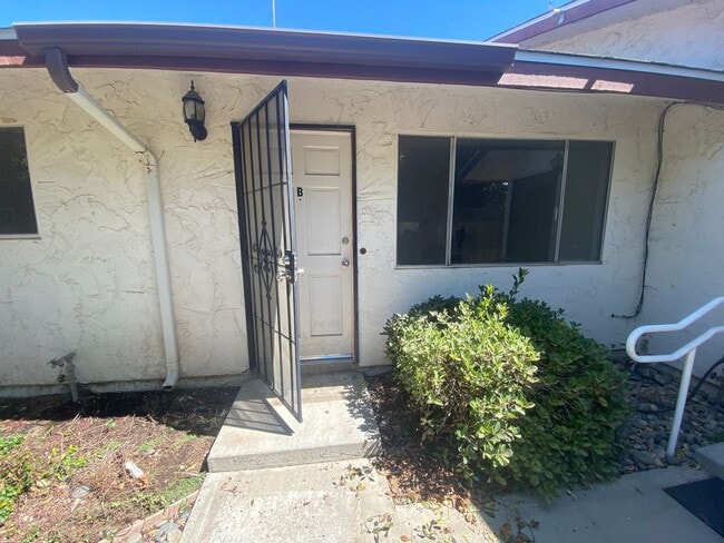 Photo - 450 S.19th Avenue Unidad Apt B