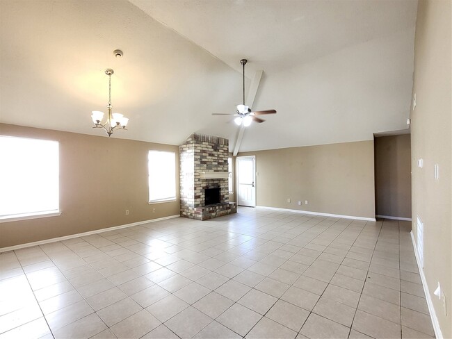 Photo - 16026 Barbarossa Dr