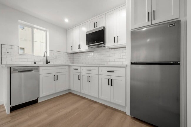Photo - 4012 S Hillcrest Dr Unit 4012a