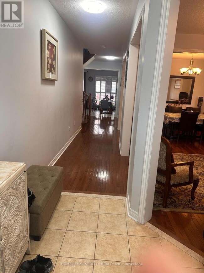 Photo - 89 Fairwood Cir