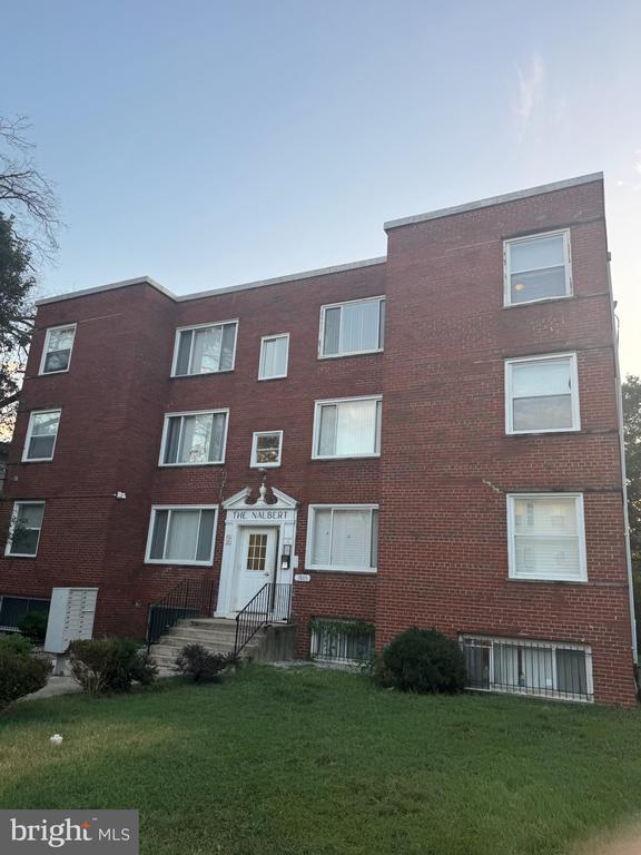 Building Photo - 3865 Halley Terrace SE Unit 304 Rental