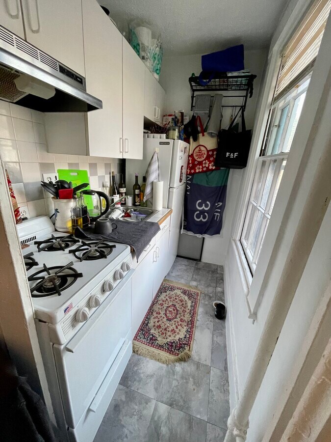 Photo - 58 S Russell St Unit 2