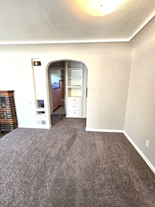Photo - Charming 2 bedroom on Uintah Unit Upper
