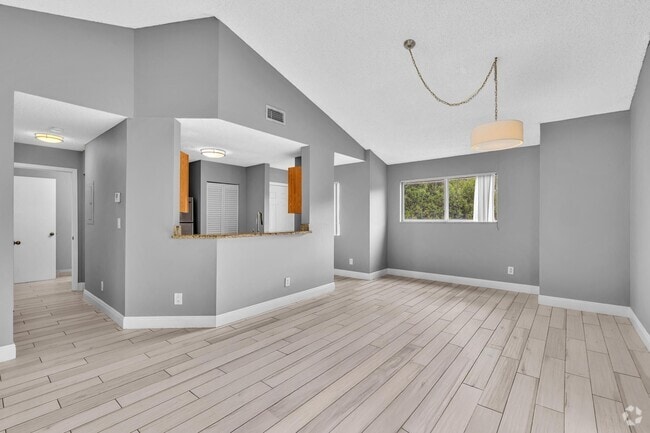 Building Photo - 3473 NW 44th St Rental