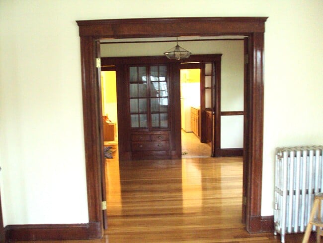 Building Photo - 28 Madison St Rental