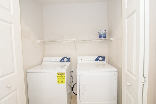 Photo - 299 Raleigh Dr