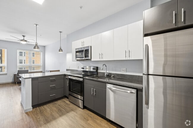 A1 1BR, 1BA - 633SF - Kitchen