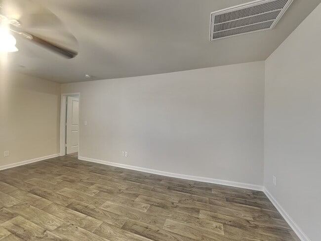 Photo - 64 Blue Fescue Way