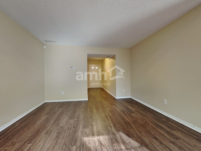 Photo - 5426 Alameda Rd