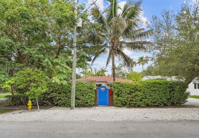 Photo - 2441 Swanson Ave