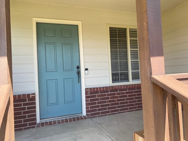 Photo - 5324 S Ellis St