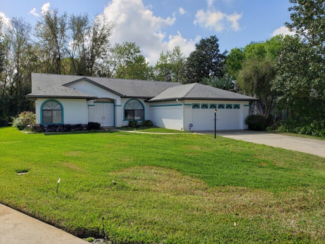 3 Bed, 2 Bath, 2 Car garage. - 3 Bed, 2 Bath, 2 Car garage. House