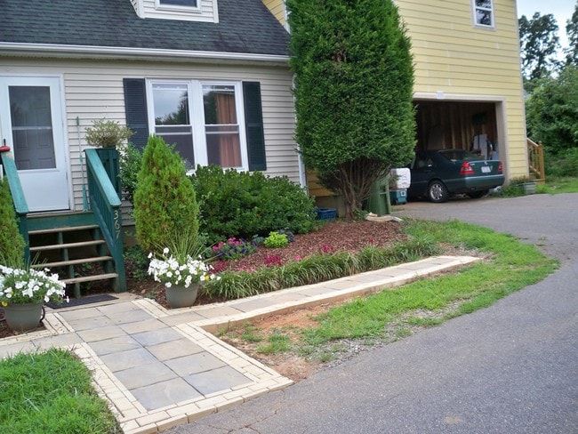 Building Photo - 367 London Rd