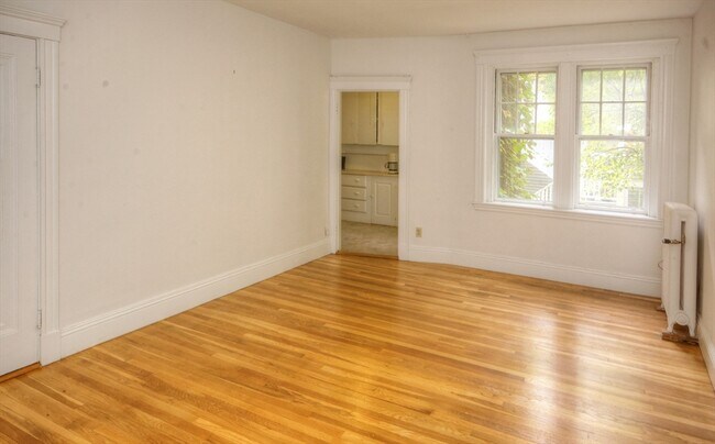 Photo - 1699 Cambridge St Unit 4