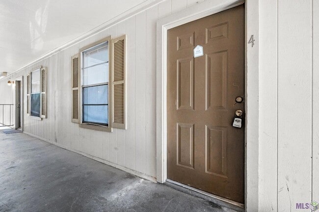 Photo - 445 W Parker Blvd Unit 4