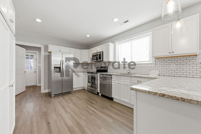 Photo - 8410 Yolanda Rd