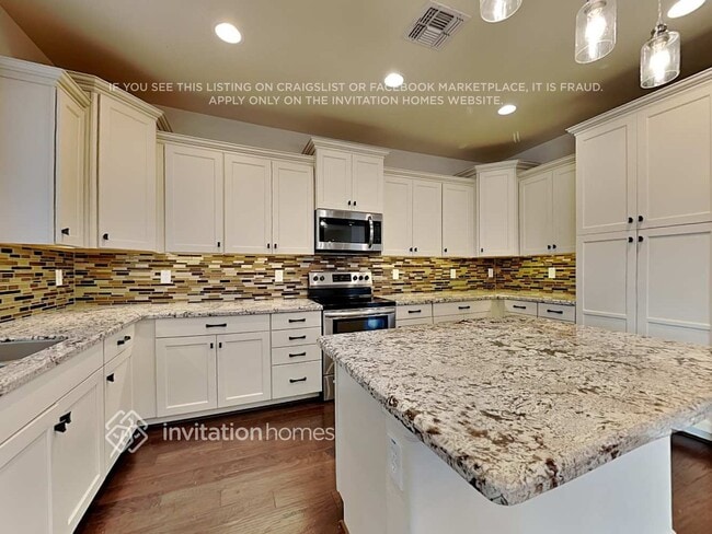 Photo - 3361 N Los Alamos