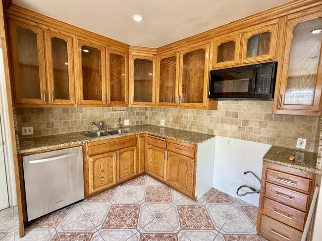 11322 Covello St Unit Front unit