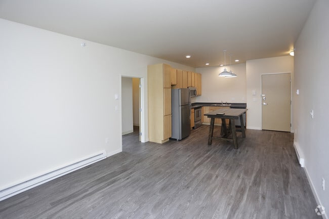 Living Area - Shoal Creek