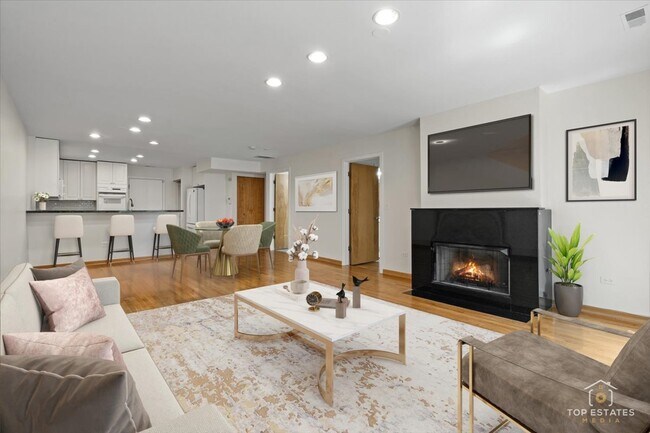 1812 S Dearborn St Unit 10