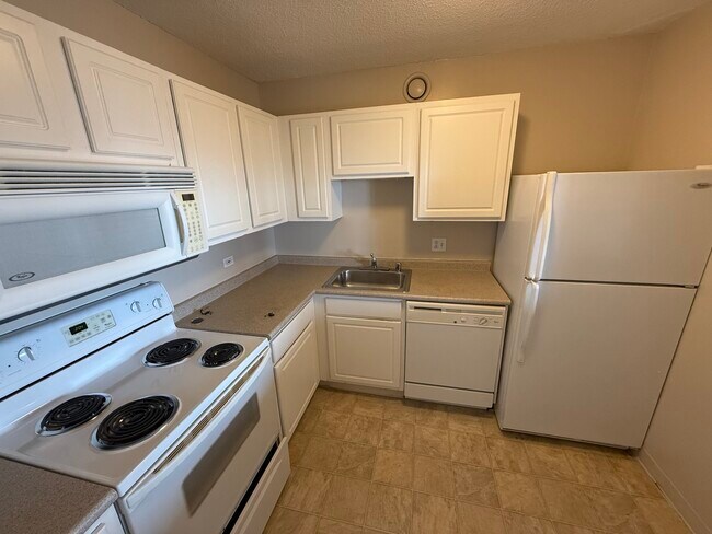 Photo - 10 E Ontario St Unit 3107