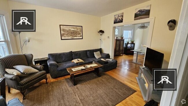 Building Photo - 6 bedroom in Brighton MA 02135 Rental