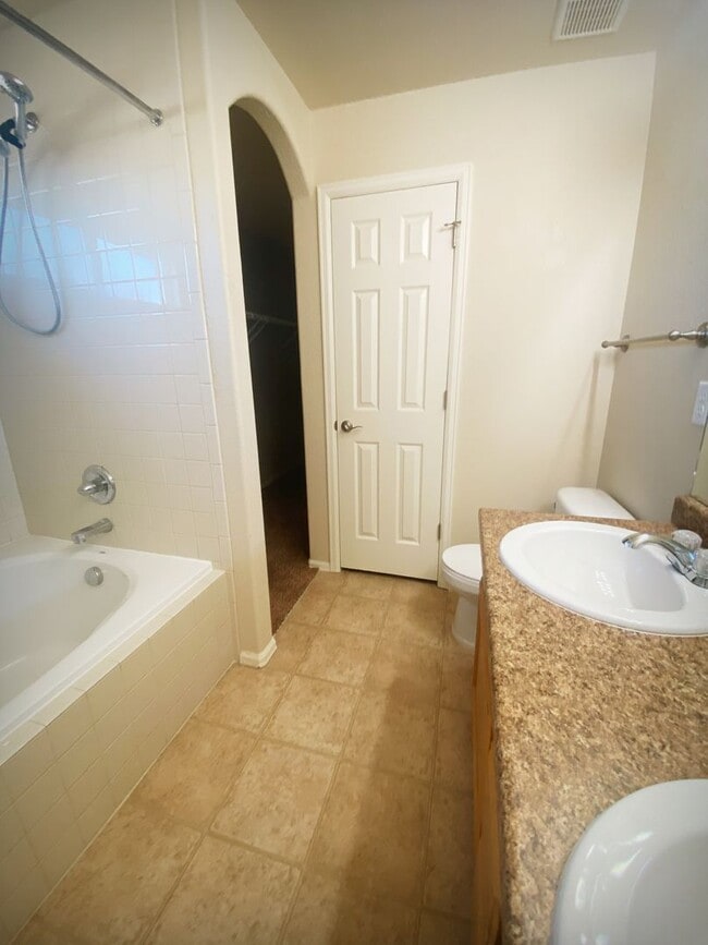 Photo - Lovely 4 Bedroom, 3.5 Bath, 2 Car Garage Home locates off Powers and Grinell!