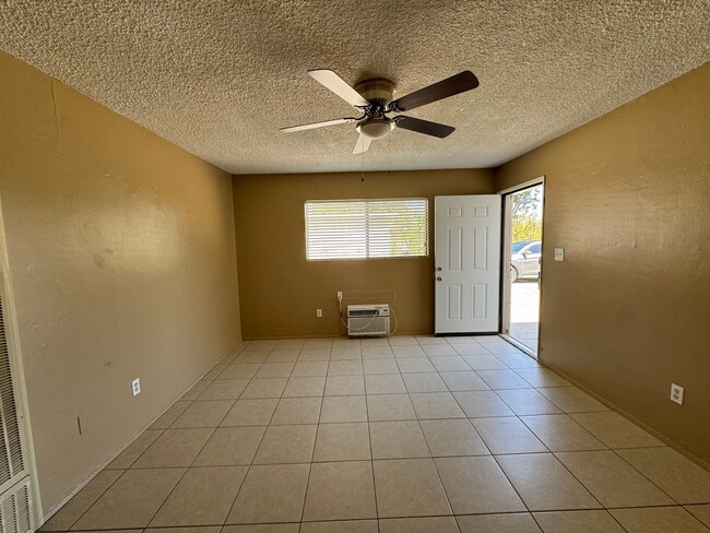 Photo - 210 E Harding Ave Unit B