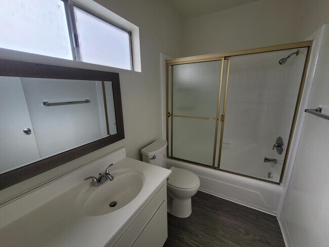 Photo - 3731 Canfield Ave