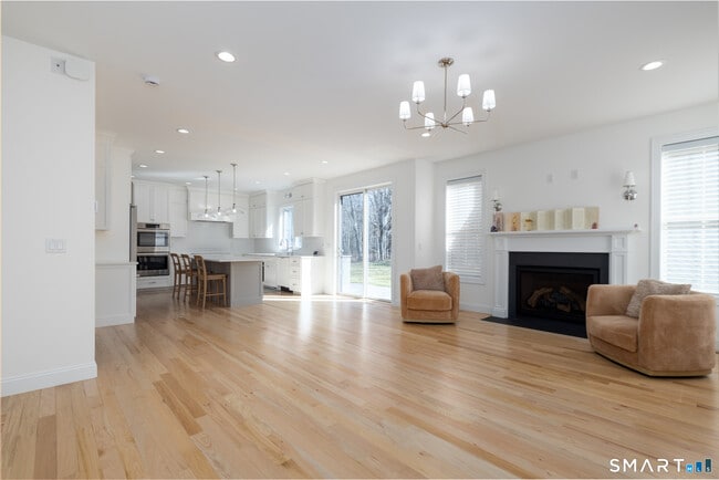 Photo - 112 Stallion Dr