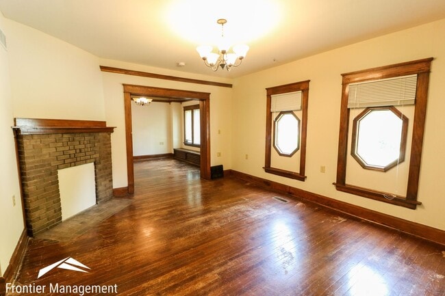 Photo - 931 Osage St Unit 1