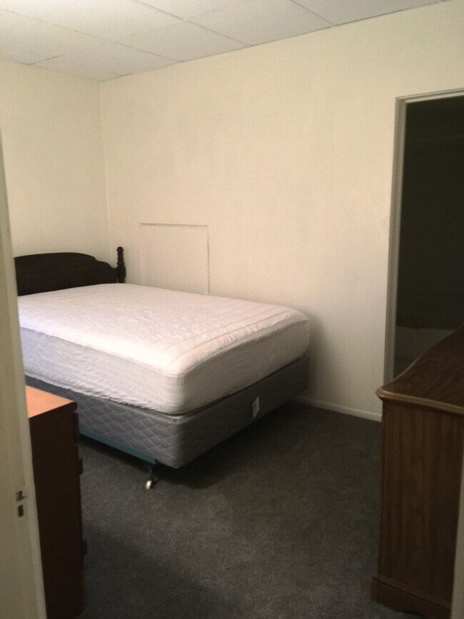 Photo - 221 Locust St Unit B