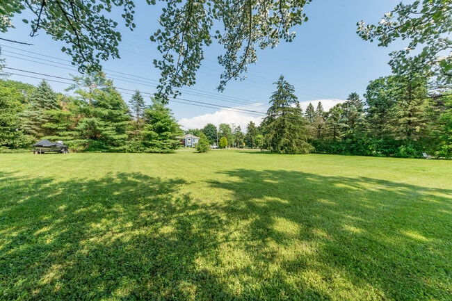 Photo - 18485 Ridge Rd