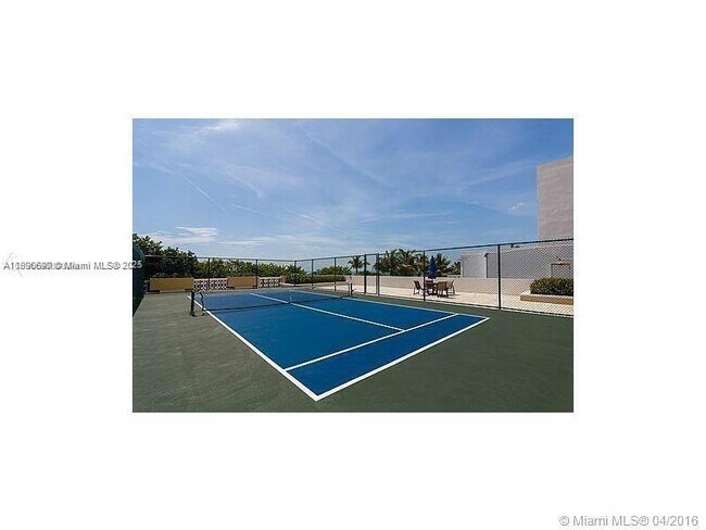 Photo - 5555 Collins Ave Unit 11U